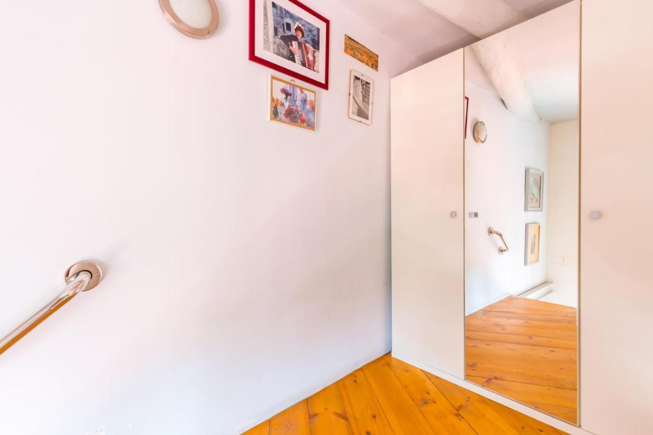 Montemiletto A Panoramic Nest By Napoliapartments Appartement Napels